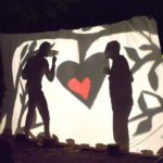 Contar histórias com o coração: Teatro de Sombras na eco-aldeia de Monzuno em Itália. Foto de Antonio Graziano